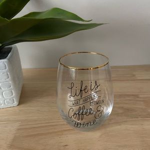 🌸 3/$25 “Life is what happens...” Wine Glass